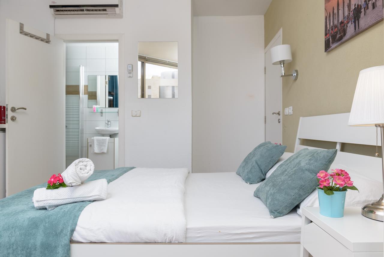 Studio & Apartments On The Beach By Aspentlv Tel Aviv Exterior foto